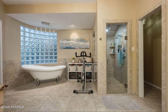 4301 Summit Lane, Las Cruces, NM 88011