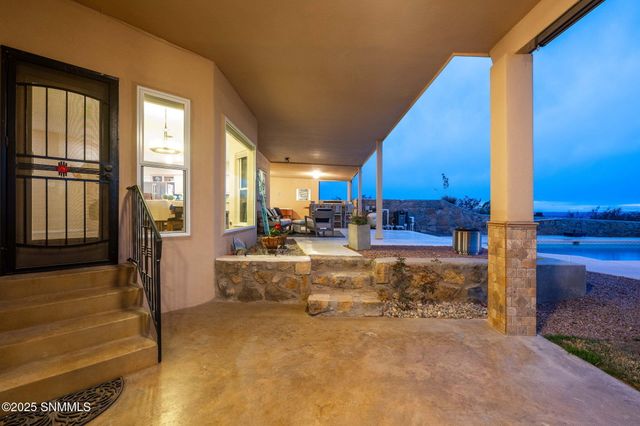 4301 Summit Lane, Las Cruces, NM 88011