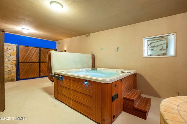 4301 Summit Lane, Las Cruces, NM 88011