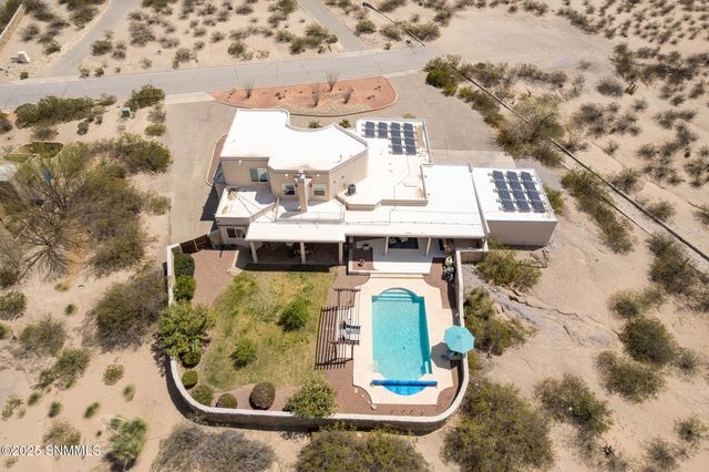 4301 Summit Lane, Las Cruces, NM 88011