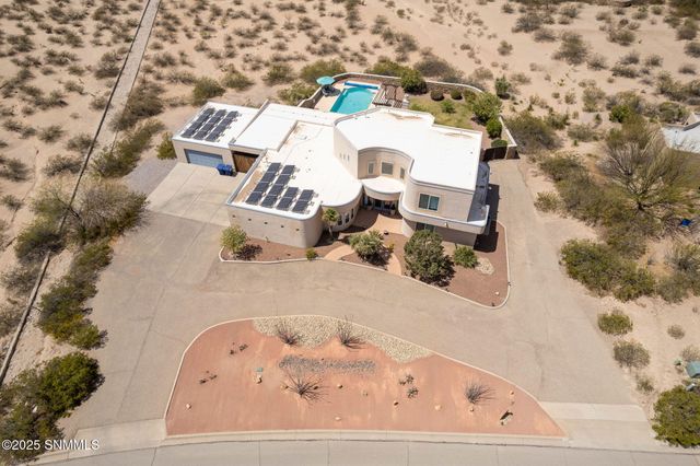4301 Summit Lane, Las Cruces, NM 88011