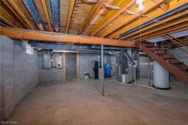 6268 Boatman Drive NW, Canal Fulton, OH 44614