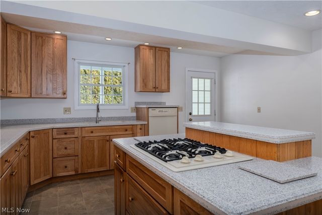 6268 Boatman Drive NW, Canal Fulton, OH 44614