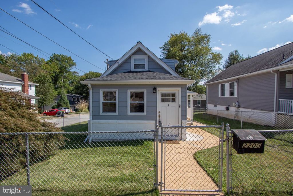 2205 LINCOLN AVE, Wilmington, DE 19809
