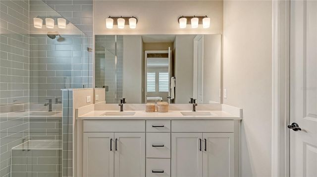 17543 SAVORY MIST CIRCLE, Bradenton, FL 34211