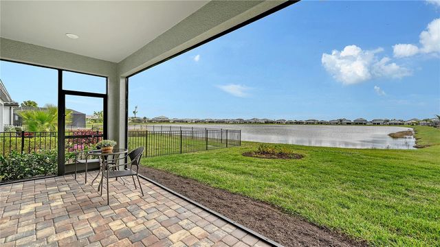17543 SAVORY MIST CIRCLE, Bradenton, FL 34211