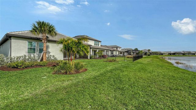 17543 SAVORY MIST CIRCLE, Bradenton, FL 34211