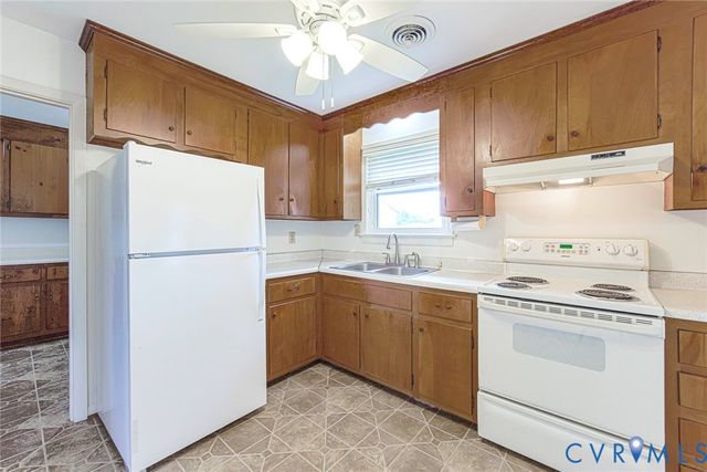7235 Croftwood Dr, Mechanicsville, VA 23111