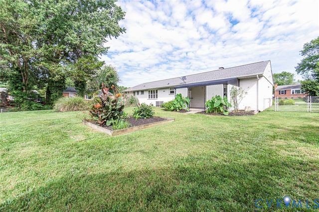 7235 Croftwood Dr, Mechanicsville, VA 23111