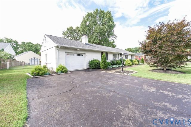 7235 Croftwood Dr, Mechanicsville, VA 23111