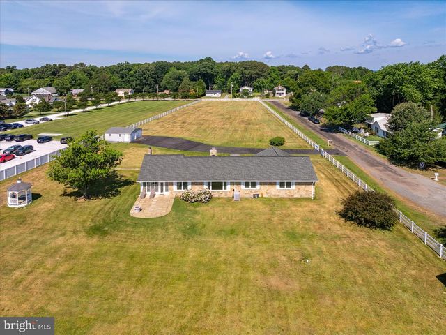 21441 DOGWOOD COVE RD, Tilghman, MD 21671