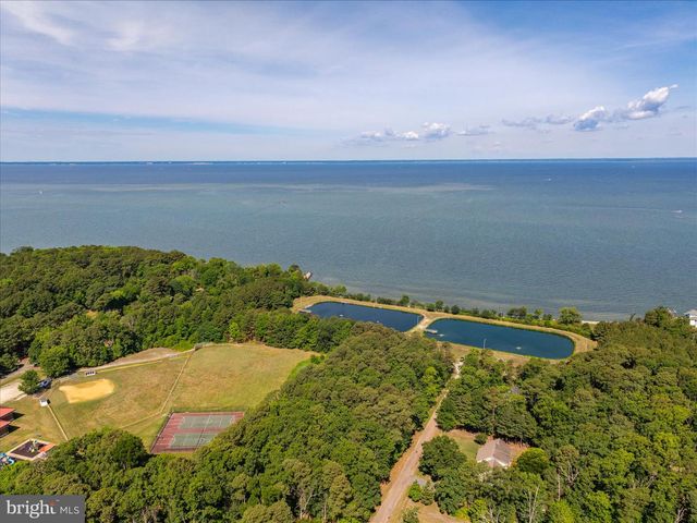 21441 DOGWOOD COVE RD, Tilghman, MD 21671