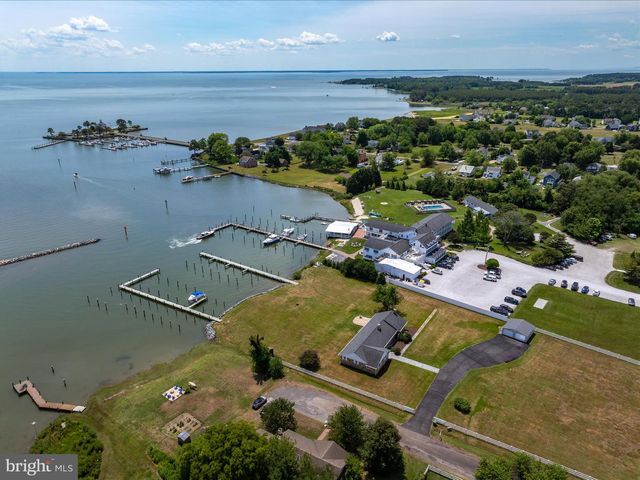 21441 DOGWOOD COVE RD, Tilghman, MD 21671