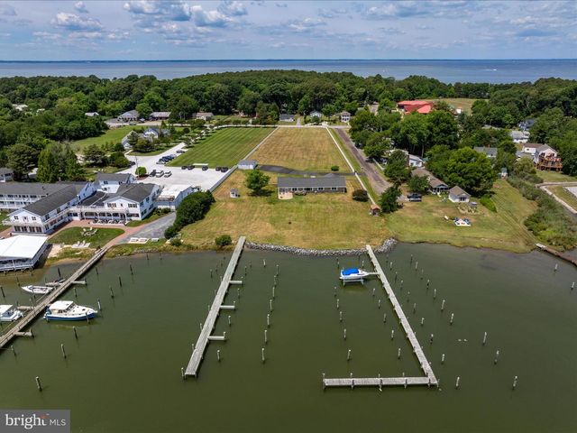 21441 DOGWOOD COVE RD, Tilghman, MD 21671