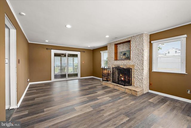 21441 DOGWOOD COVE RD, Tilghman, MD 21671