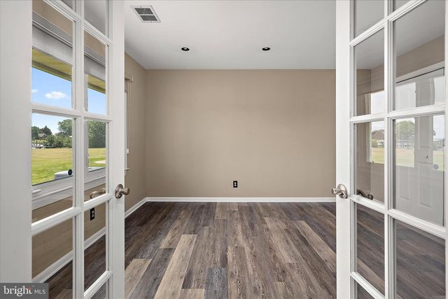21441 DOGWOOD COVE RD, Tilghman, MD 21671