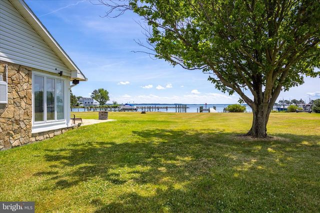 21441 DOGWOOD COVE RD, Tilghman, MD 21671