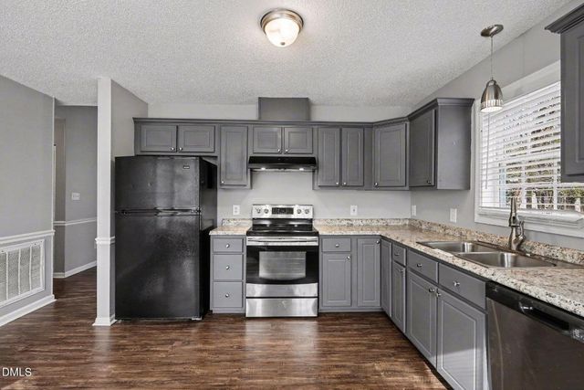 1101 Spruce Drive, Zebulon, NC 27597