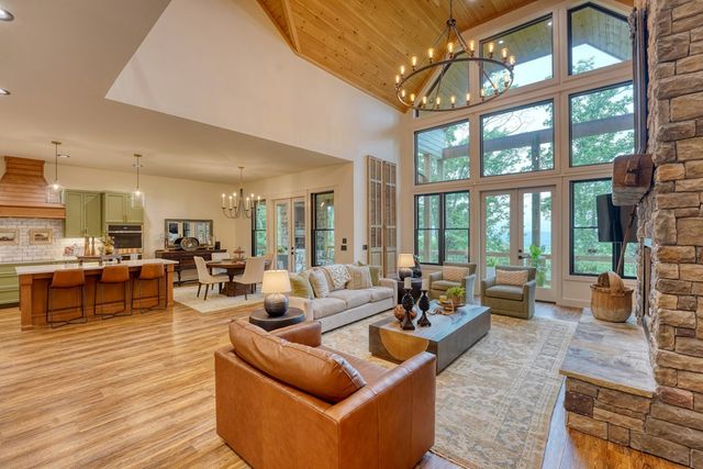514 Winding Ridge, Blairsville, GA 30512