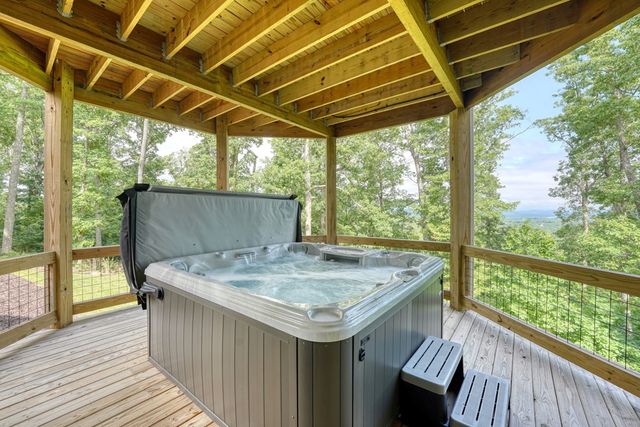 514 Winding Ridge, Blairsville, GA 30512