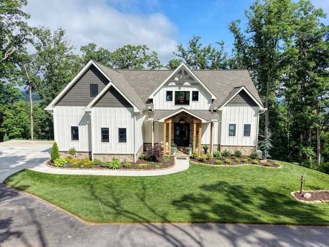514 Winding Ridge, Blairsville, GA 30512