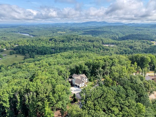 514 Winding Ridge, Blairsville, GA 30512