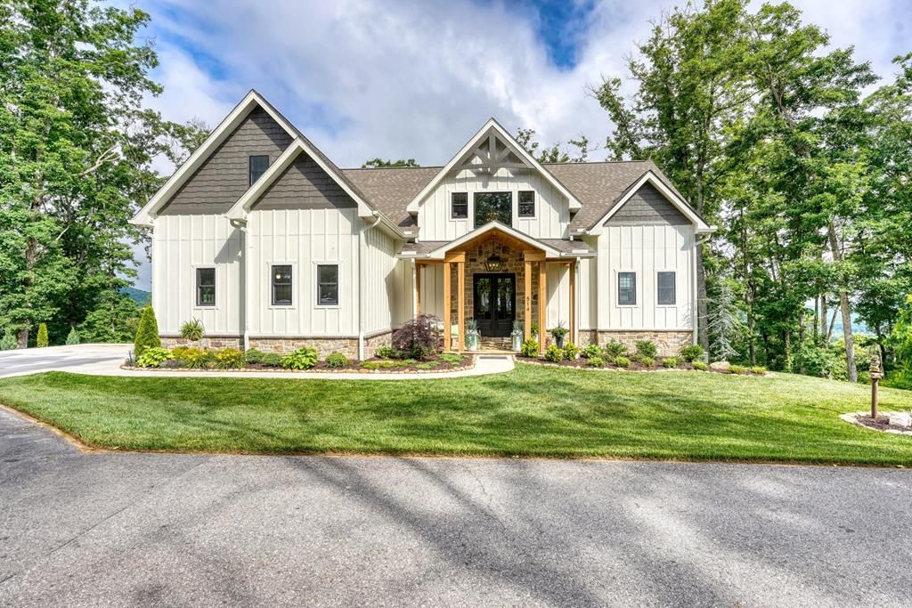 514 Winding Ridge, Blairsville, GA 30512