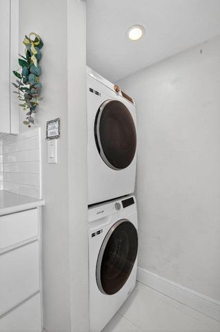 301 Lake Shore Drive 711, Lake Park, FL 33403