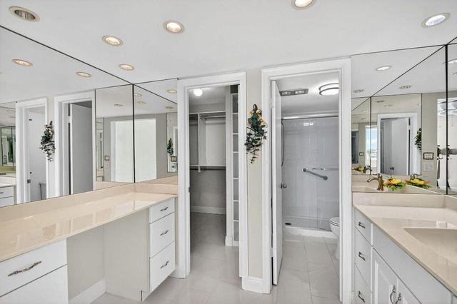 301 Lake Shore Drive 711, Lake Park, FL 33403