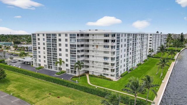 301 Lake Shore Drive 711, Lake Park, FL 33403