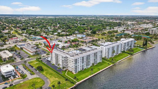 301 Lake Shore Drive 711, Lake Park, FL 33403