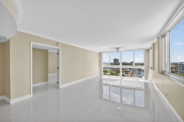 301 Lake Shore Drive 711, Lake Park, FL 33403