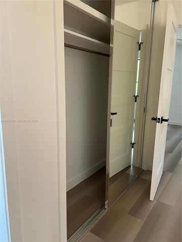 225 SE 16th Ave 3, Fort Lauderdale, FL 33301