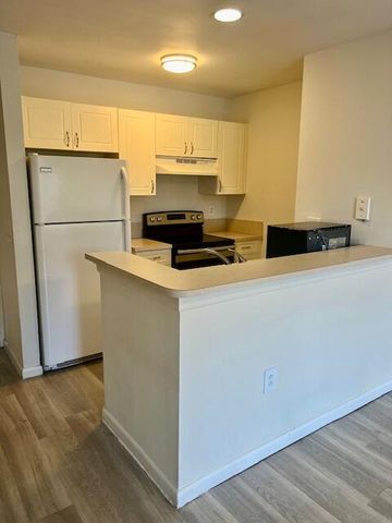 4879 Via Palm Lakes 608, West Palm Beach, FL 33417