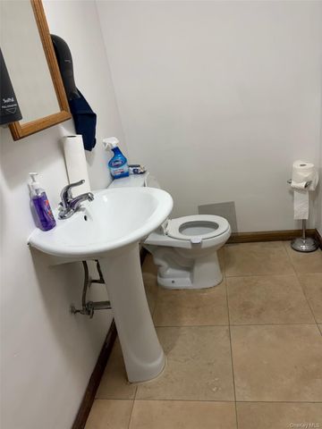 111 Lockwood Avenue, Yonkers, NY 10701