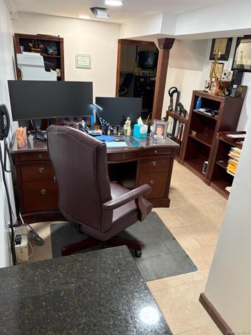 111 Lockwood Avenue, Yonkers, NY 10701