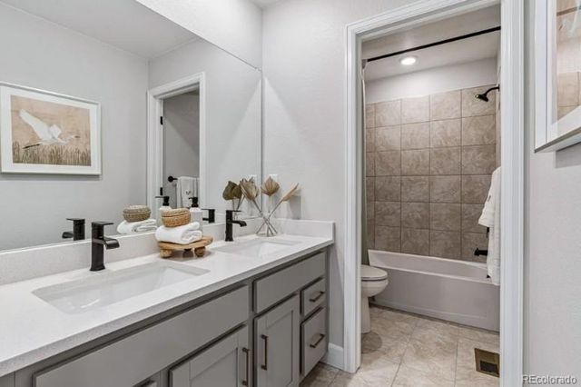 28430 E 4th Place, Watkins, CO 80137