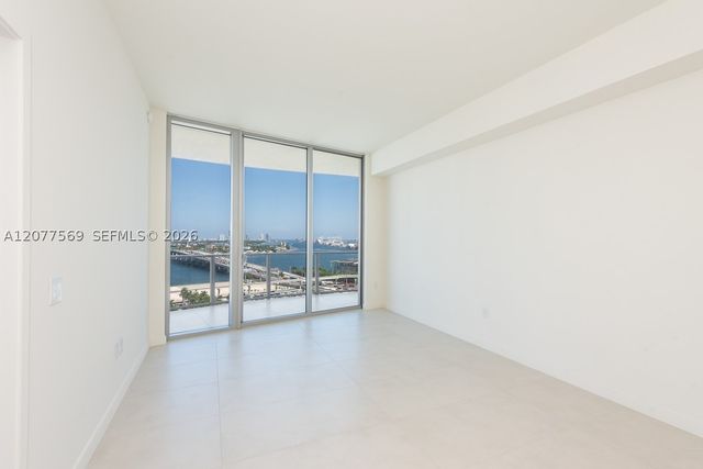 1400 Biscayne 1604, Miami, FL 33132