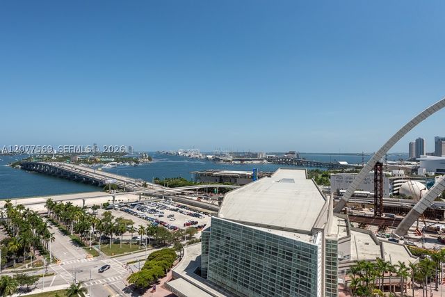 1400 Biscayne 1604, Miami, FL 33132