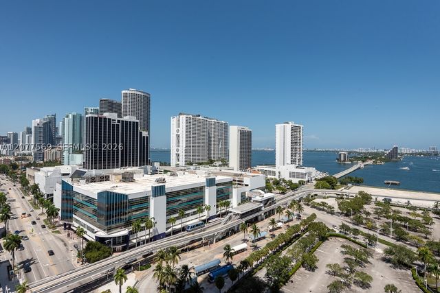 1400 Biscayne 1604, Miami, FL 33132