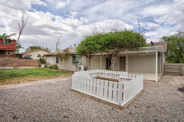629 Littler Drive SE, Rio Rancho, NM 87124