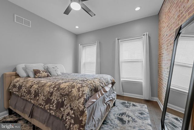902 N MILTON AVE, Baltimore, MD 21205