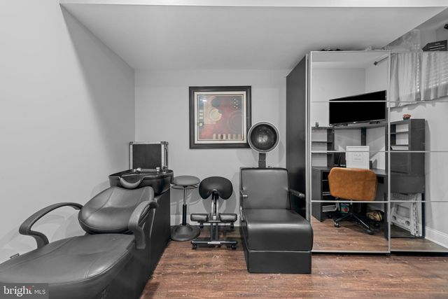 902 N MILTON AVE, Baltimore, MD 21205