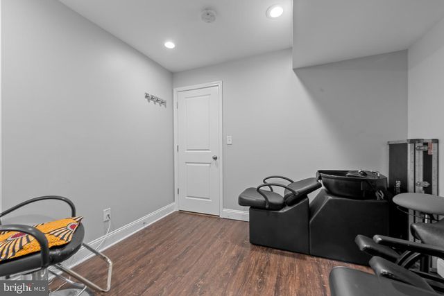 902 N MILTON AVE, Baltimore, MD 21205