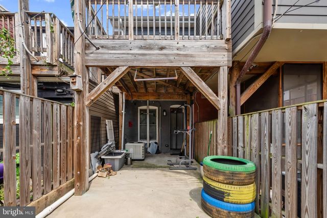 902 N MILTON AVE, Baltimore, MD 21205