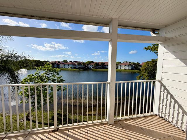 273 Cypress Point Drive, Palm Beach Gardens, FL 33418