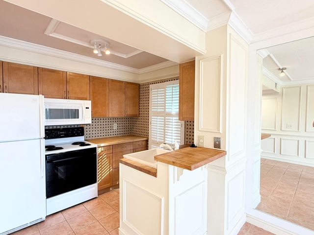 273 Cypress Point Drive, Palm Beach Gardens, FL 33418
