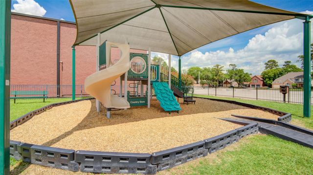 8507 Discus Drive, Humble, TX 77346