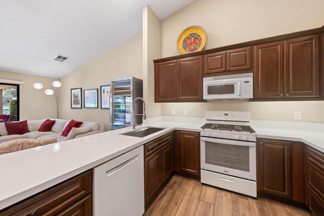 41419 W Woodhaven Drive W, Palm Desert, CA 92211