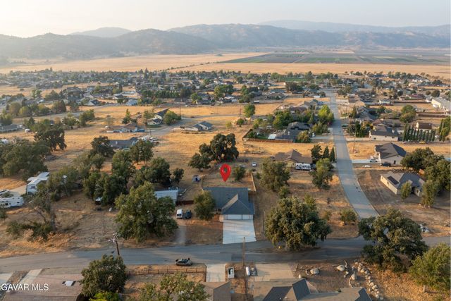 17841 Hambletonian Drive, Tehachapi, CA 93561